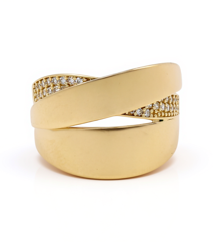 10K Yellow Gold Fashion Women's Ring with Cz / Size: 7 / Weight: 3.9 GR / P02CR-2726