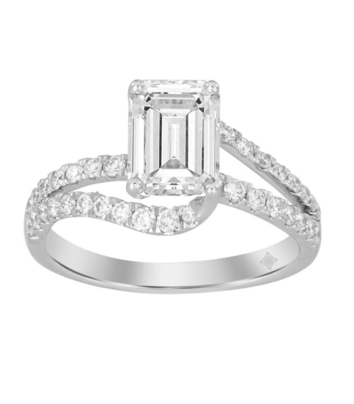 LADIES RING 2CT ROUND/EMERALD DIAMOND 14K WHITE GOLD (CENTER STONE EMERALD DIAMOND 1 1/2CT )