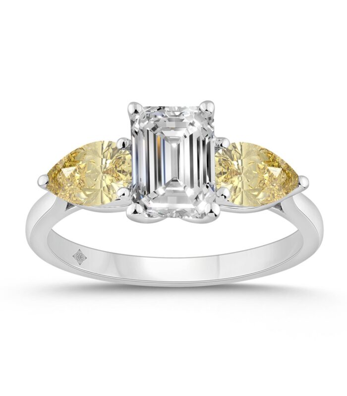 14K WHITE GOLD 2 1/2CT EMERALD/YELLOW PEAR DIAMOND LADIES RING (CENTER STONE EMERALD DIAMOND 1 1/2CT)